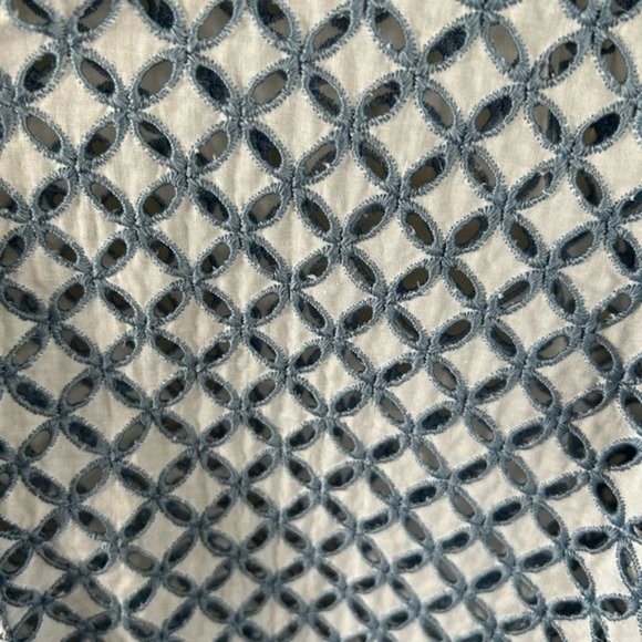 Samuel Dong Eyelet Cutout Button Down Long Sleeve Blouse, Blue White Sz Medium - Picture 6 of 16